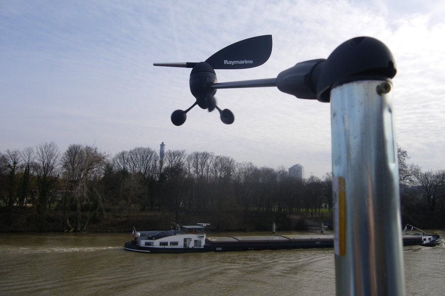 100326_anemometre2.jpg