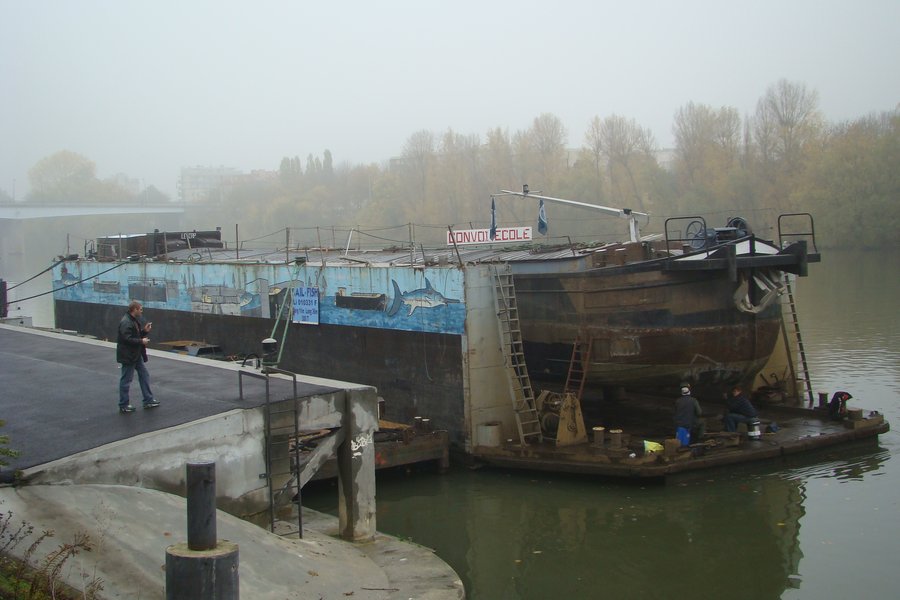 Carenage CFANI dock flottant CHL.jpg