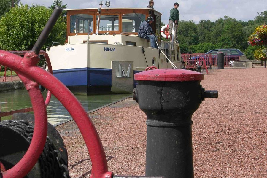 ECLUSE DE LAROCHE.jpg