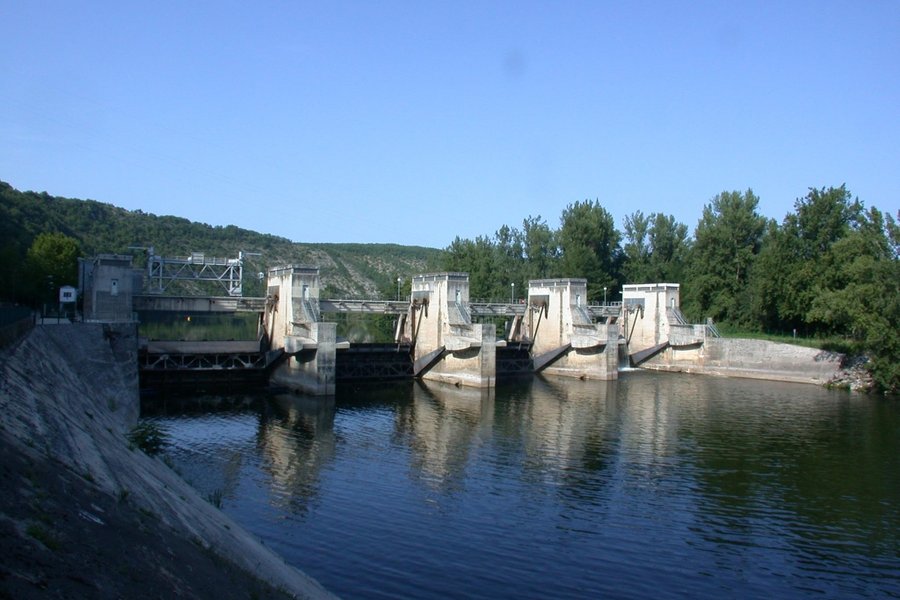 barrage_luzech.jpg