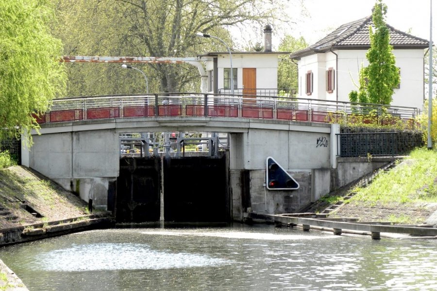 ecluse_85.jpg