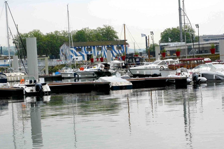 port_plaisance_rouen.jpg