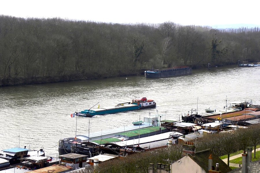 quai_de_seine_a_conflans.jpg