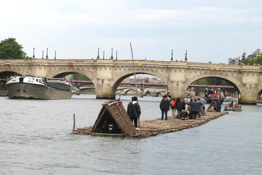 train_de_bois_pont_neuf.jpg